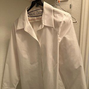Women's White Work/Dress Buttoned Up Shirt, Size Large